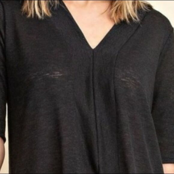 Split Front Top - Picture 6 of 7